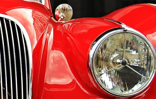 Lire la suite à propos de l’article Jaguar, des voitures de collection à flot