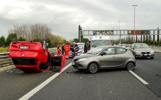 Lire la suite à propos de l’article Conduire en toute sécurité : les bons réflexes à avoir en voiture